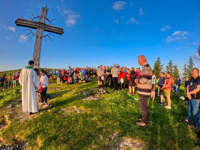 Die Bergwacht und Pfarrverband Wildschönau laden zur Bergmesse am Rosskopf ein. 
 | Foto: Silberberger 