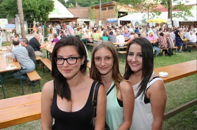 Beim Feuerwehrfest in Ochsenburg erwartet die Besucher an drei Tagen ein abwechslungsreiches Programm mit Musik, Kulinarik und einer großen Tombola für den guten Zweck. | Foto: Michael Permoser2
