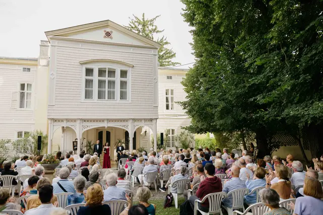 Gartenkonzert im Park des „Palais Marchet -Villa Strecker Baden“.  | Foto: 2025psb/c.kollerics