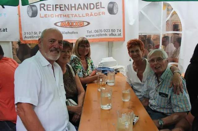 Beim Festwochenende der Freiwilligen Feuerwehr Viehofen erwarten die Besucher drei Tage voller Musik, regionaler Schmankerl und geselligem Beisammensein. Ein besonderes Highlight ist die Fahrzeugschau des neuen Hilfeleistungsfahrzeugs am Samstag | Foto: Vanessa Huber