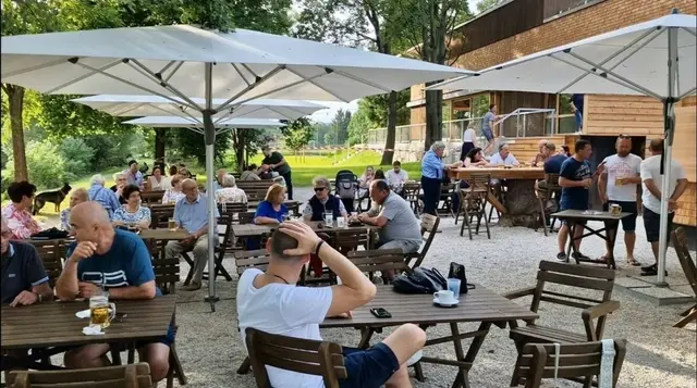 Symbol-Foto Archiv MeinBezirk/ Der Musikverein „Die Pielachtaler“ lädt zum gemütlichen Dämmerschoppen beim Flusshaus in Prinzersdorf ein. Freuen Sie sich auf einen sommerlichen Abend mit Blasmusik, guter Bewirtung und geselligem Beisammensein | Foto: Gemeinde Prinzersdorf 