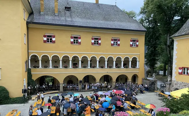 Das Schlosskonzert 2022 auf Schloss Goppelsbach (Archivbild). | Foto: Friedrich Miedl