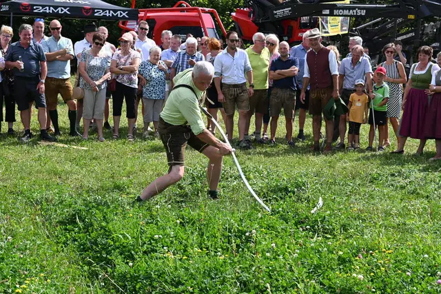 Ein abwechslungsreiches Programm mit Streetfood, Handwerk, Musik, Kinderprogramm und dem traditionellen Bürgermeisterwettbewerb sorgt beim Kraftspendekirtag in Rettenegg für beste Unterhaltung – hier ist für jeden etwas dabei. | Foto: Karl Maderbacher