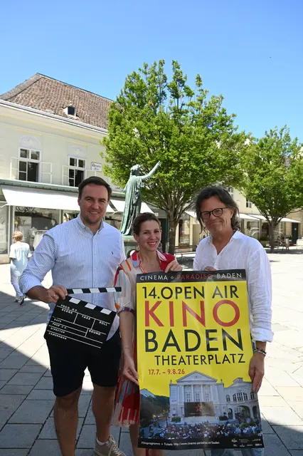 Stadtrat Michael Capek, Bürgermeisterin Carmen Jeitler-Cincelli und Cinema-Paradiso-Chef Alexander Syllaba. | Foto: 2025psb/sap