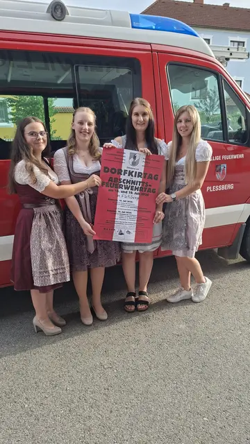 Anna Schandl, Kerstin Kranner, Lisa Miksch und Sonja Haidl freuen sich auf den Dorfkirtag 2026 in Pleßberg. | Foto: FF Pleßberg
