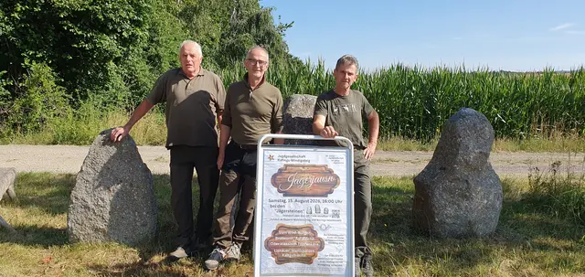 Walter Bartl, Andreas Popp und Reinhard Popp laden zur Jägerjause 2026 ein. | Foto: Michael Bartl