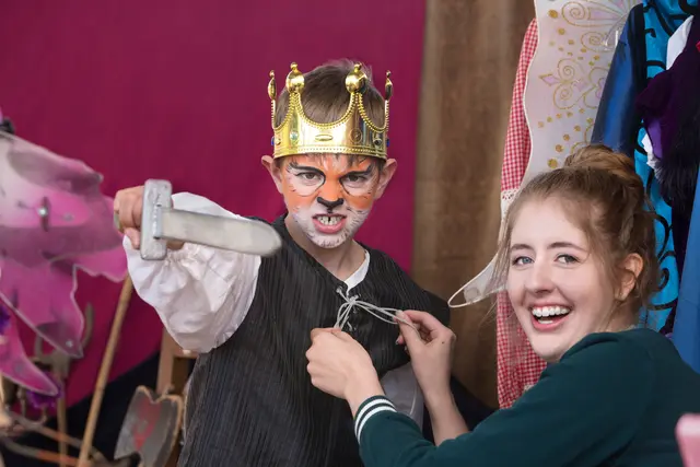 Von 18. bis 20. August können Kinder und Jugendliche bei der Chorwerkstatt Sommerbühne ihre Kreativität beim Singen, Tanzen und Theaterspielen ausleben. | Foto: PantherMedia/Creatista