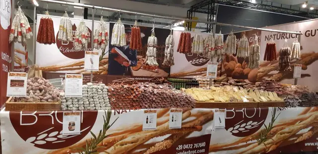 Neuer Kulinarikmarkt "Der Bozner" am Boznerplatz in Innsbruck | Foto: die Nachteule