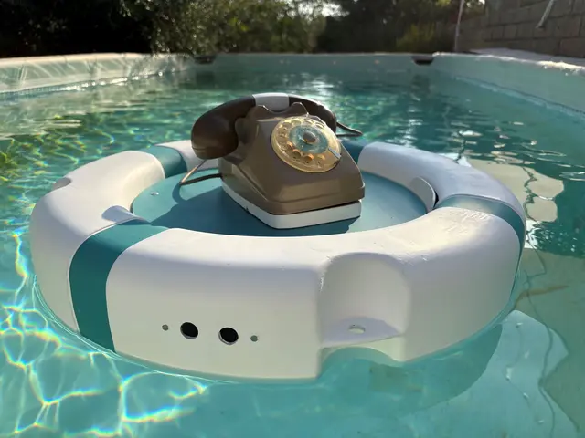 Am 5. August wird die Kunst-Installation eröffnet und wird sich bis zum 10. August im Fürstenfelder Freibad befinden.  | Foto: Floating Dreams, Galssner/Serasini/Sacchini