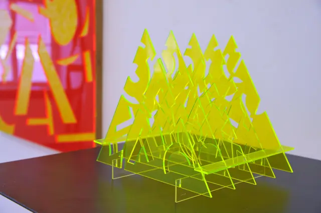 Geometrix Prism (Objekt aus Acrylglas) von J.F. Sochurek | Foto: NÖDOK