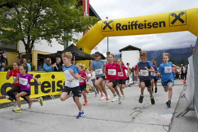 Neben dem Hauptbewerb über zehn Kilometer sowie einem Lauf über fünf Kilometer werden auch wieder Rennen für Kinder und Jugendliche über kürzere Distanzen abgehalten. | Foto: Team Krungl
