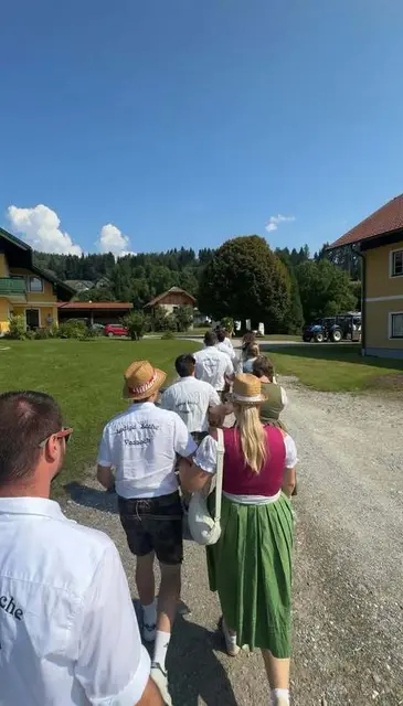 Zusammenhalt ist in der Zech sehr wichtig. | Foto: Ledige Zech Vassach