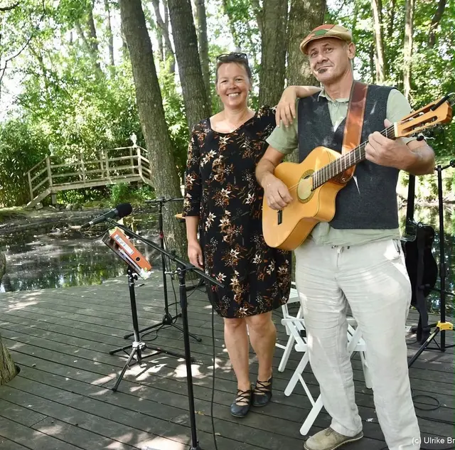 Zum ersten Mal in Oberneukirchen bei einem Frühschoppen: Die Mühlviertler Wödmusi "Korn &amp; Frieda" | Foto: Günther Osterkorn