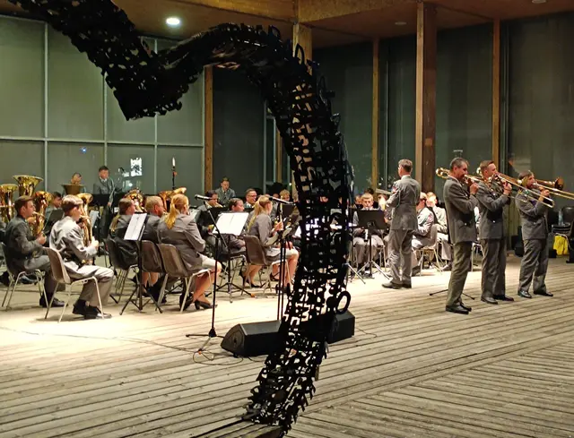 Militärkapellmeister Oberst Johann Kausz überraschte mit einem Konzertabend in Bad Tatzmannsdorf voller Musik, Emotionen und Heimatgefühl. | Foto: Peter Seper