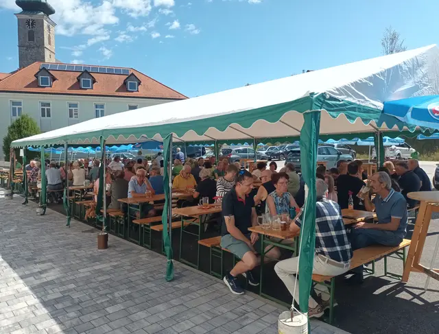 Bei prächtigem Wetter folgten zahlreiche Mitglieder und Freunde der Einladung zum Siedlerfest in Wolfern am 23. August. | Foto: Siedlerverein Wolfern