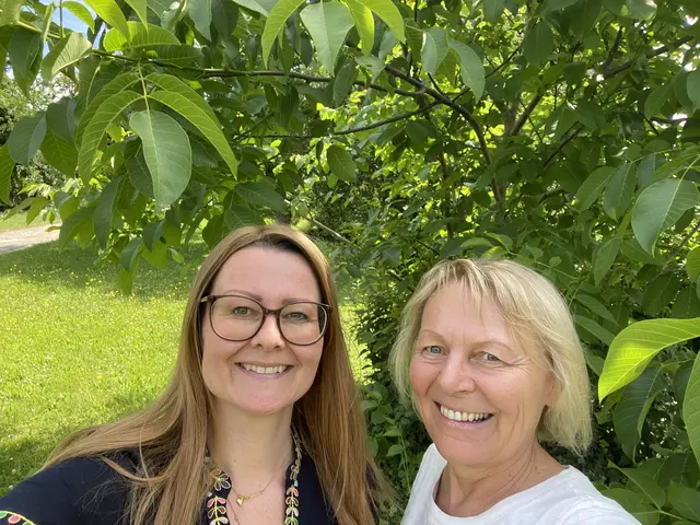 Doris Kern und Gerti Engleder freuen sich auf interessierte Teilnehmer. | Foto: Engleder