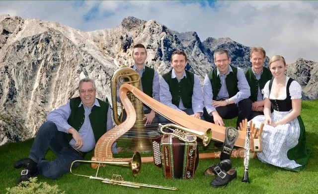 Drei Musikgruppen, ein Abend voller Stimmung und Geselligkeit. Im Bild: Die Selber Brennt’n . | Foto: Die Selber Brennt’n 