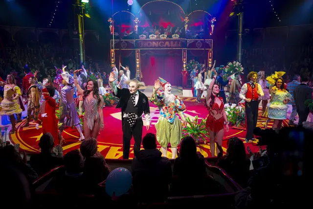 Zweieinhalb magische Stunden mit den beiden Clowns Housch-ma-Housch und Gensi sowie den Artisten des Circus-Theater Roncalli. | Foto: Circus-Theater Roncalli
