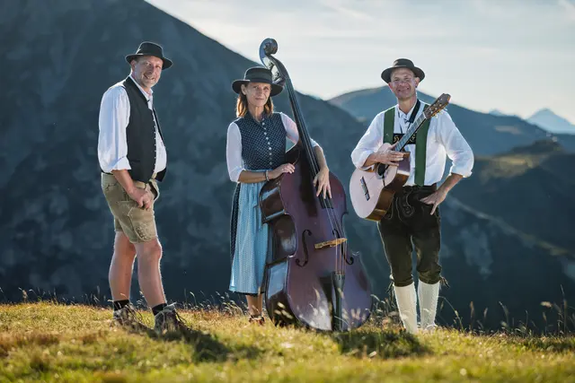 Die Stubaier Freitagsmusig spielt am Dienstag, 22. September um 20.30 Uhr in der Pfarrkirche Neustift. | Foto: ALPSOLUTpictures