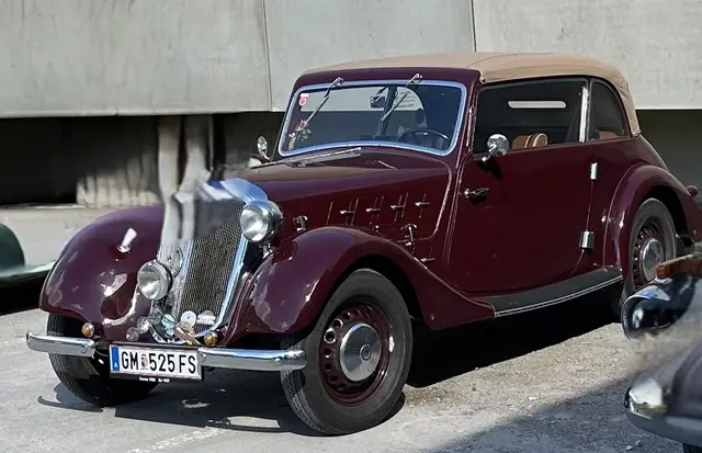 In Kufstein können die historischen Fahrzeuge des Borgward Club Austria aus nächster Nähe bestaunt werden. | Foto: Hans Lukasser