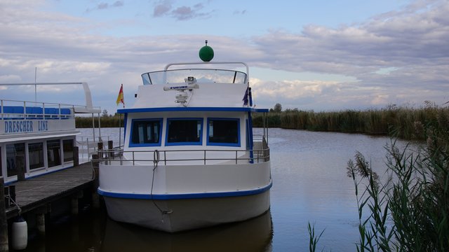 Drescher Boot kurz vor dem Ablegen
