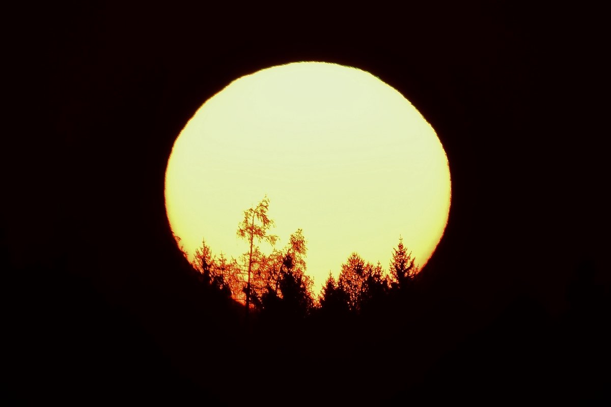 Im Osten Geht Die Sonne Auf