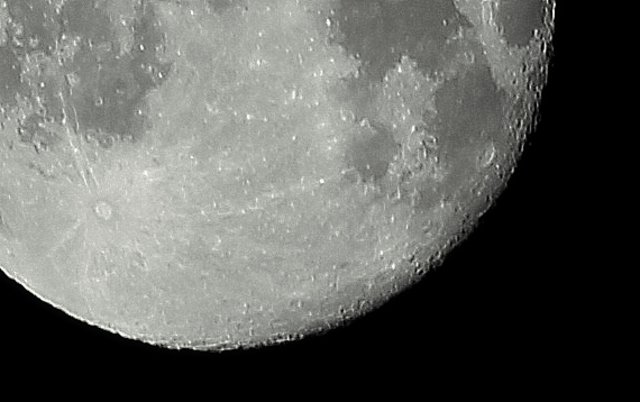 Der "Mann im Mond", hat sich wohl versteckt.