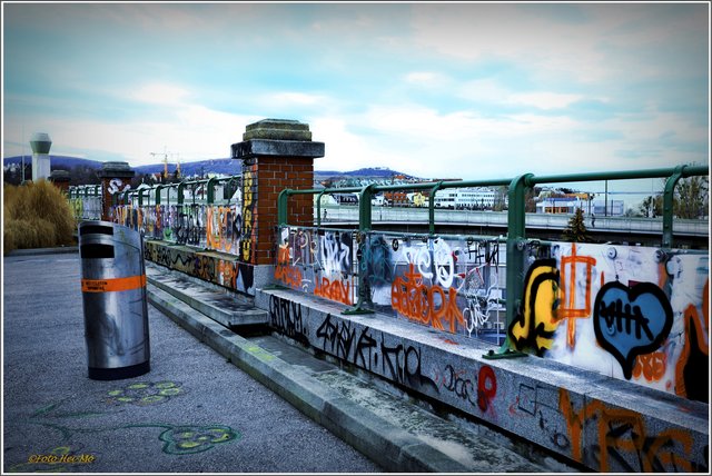 Bei diesen Schmierereien kommt kein Gedanke an Kunst auf....