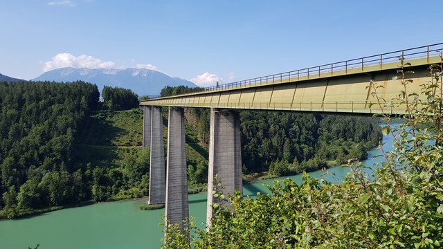 Meine Radtour nach Lavamünd führte mich, unter anderem, auch über die Jauntalbrücke. | Foto: Johannes Kreuzer 