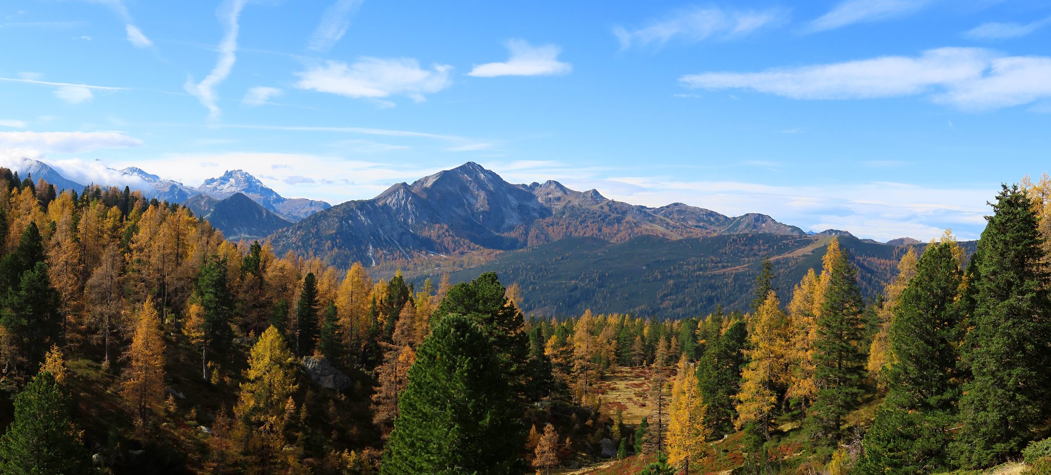 Herbstliches Panorama Radstädter Tauern