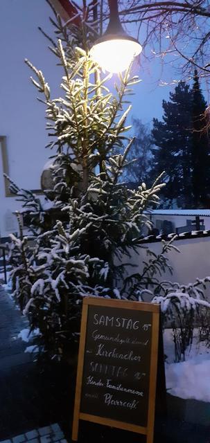 Adventmenü; feierlich gestaltete Gottesdienste in Rum St.Georg | Foto: Petra Neier