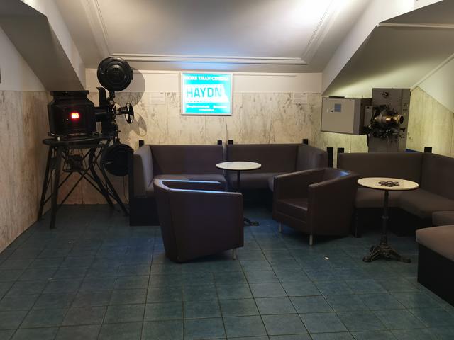 Wer kennt es? Die Relaxzone im Haydn Kino.