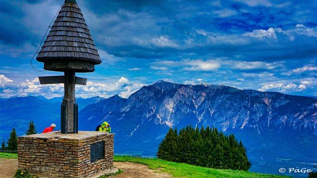 Blick auf den Dobratsch