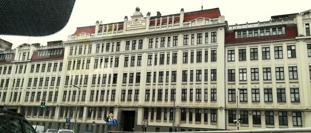 1060 Mollardgasse Berufschule für diverse Berufe