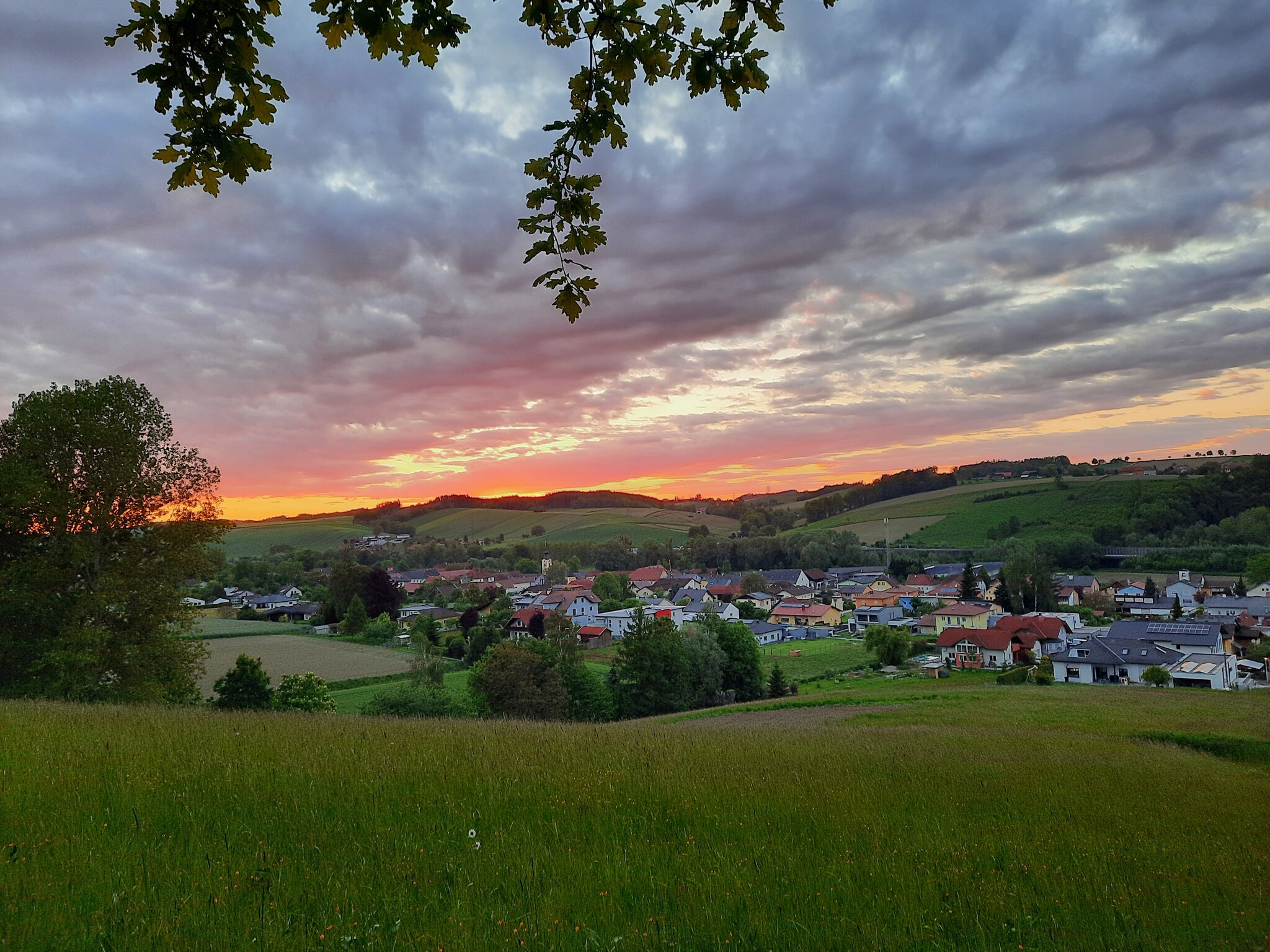 Sonnenuntergang über Kematen am Innbach