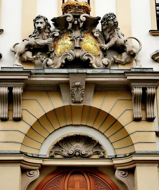 Portal der Stiftskaserne General Spannocci