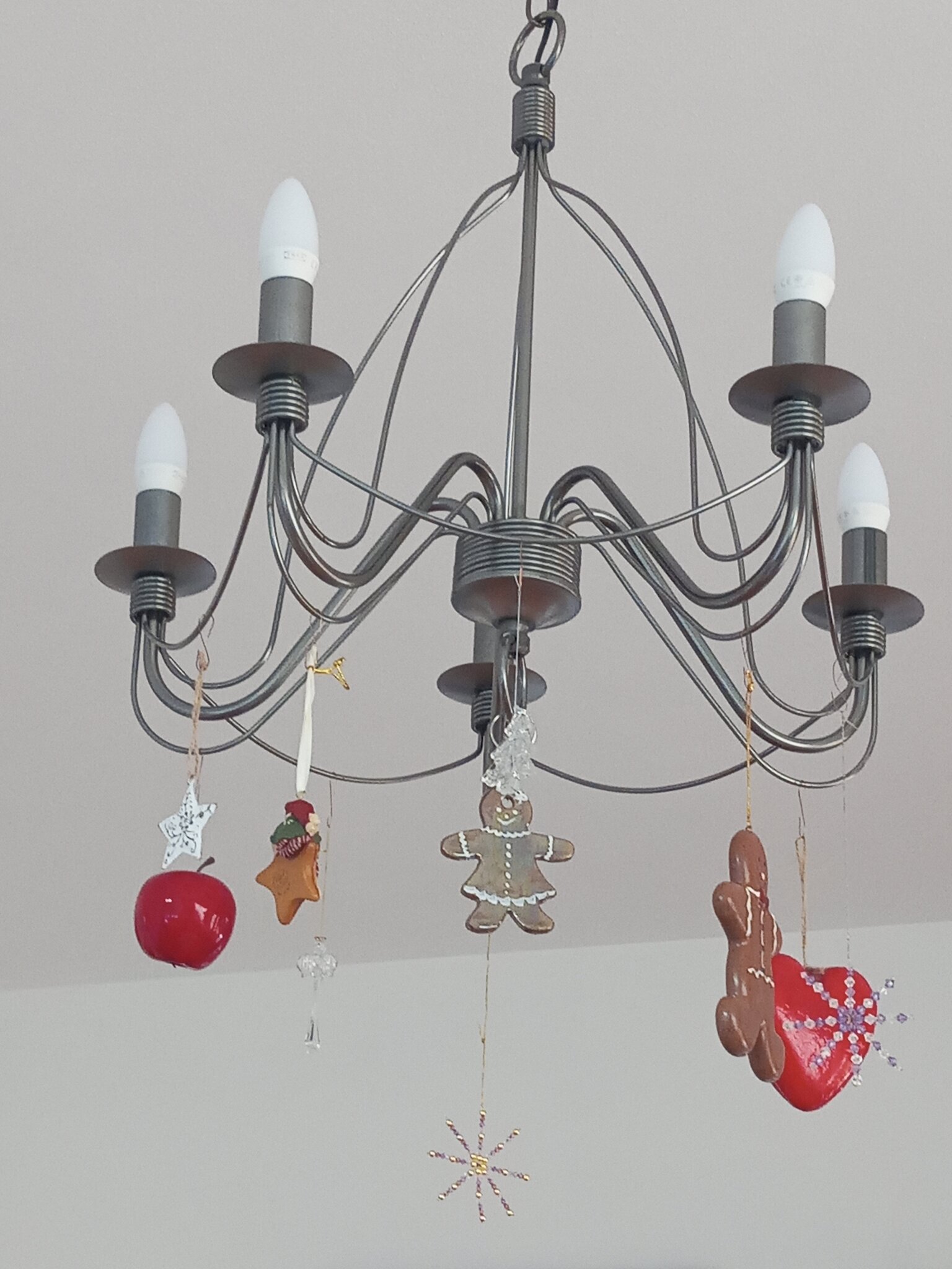 weihnachtliches dekorieren daheim