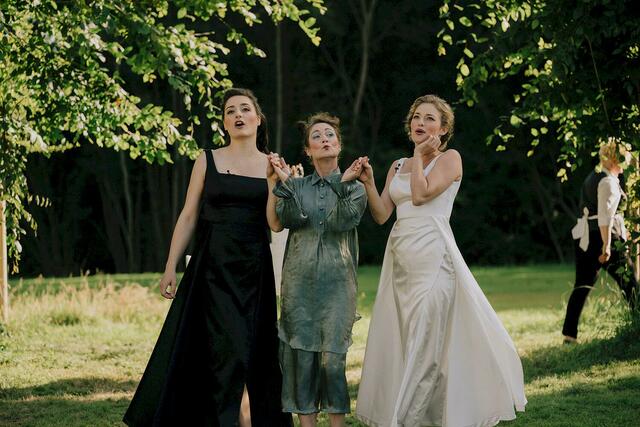 sirene Operntheater 2022: Oper im Park Wietzow - Così fan tutte | Foto: sirene