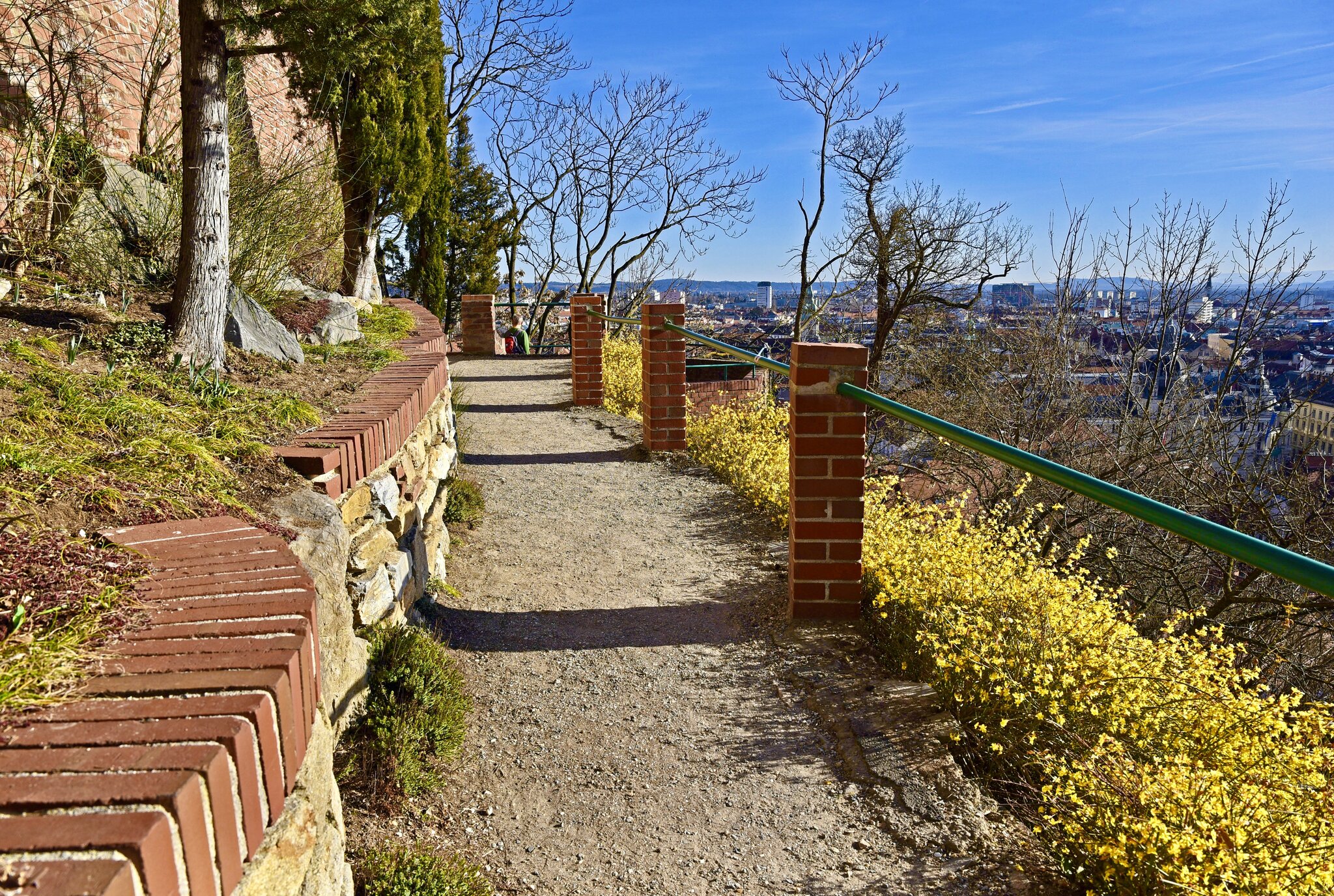 Frühling auf dem Grazer Schloßberg