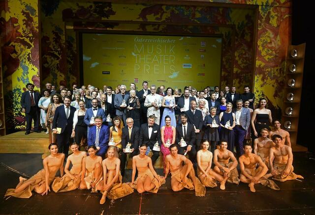 sirene Operntheater 2017: Österreichischer Musiktheaterpreis für CHODORKOWSKI, Volksoper Wien, Clemens Kölbl, Periklis Liakakis, Kristine Tornquist, Jury Everhartz, BM Michael Ludwig, Volksoperndirektor Robert Meyer uva. | Foto: sirene