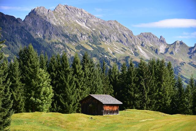 Von Sonntag Stein Richtung Breithorn im Großwalsertal