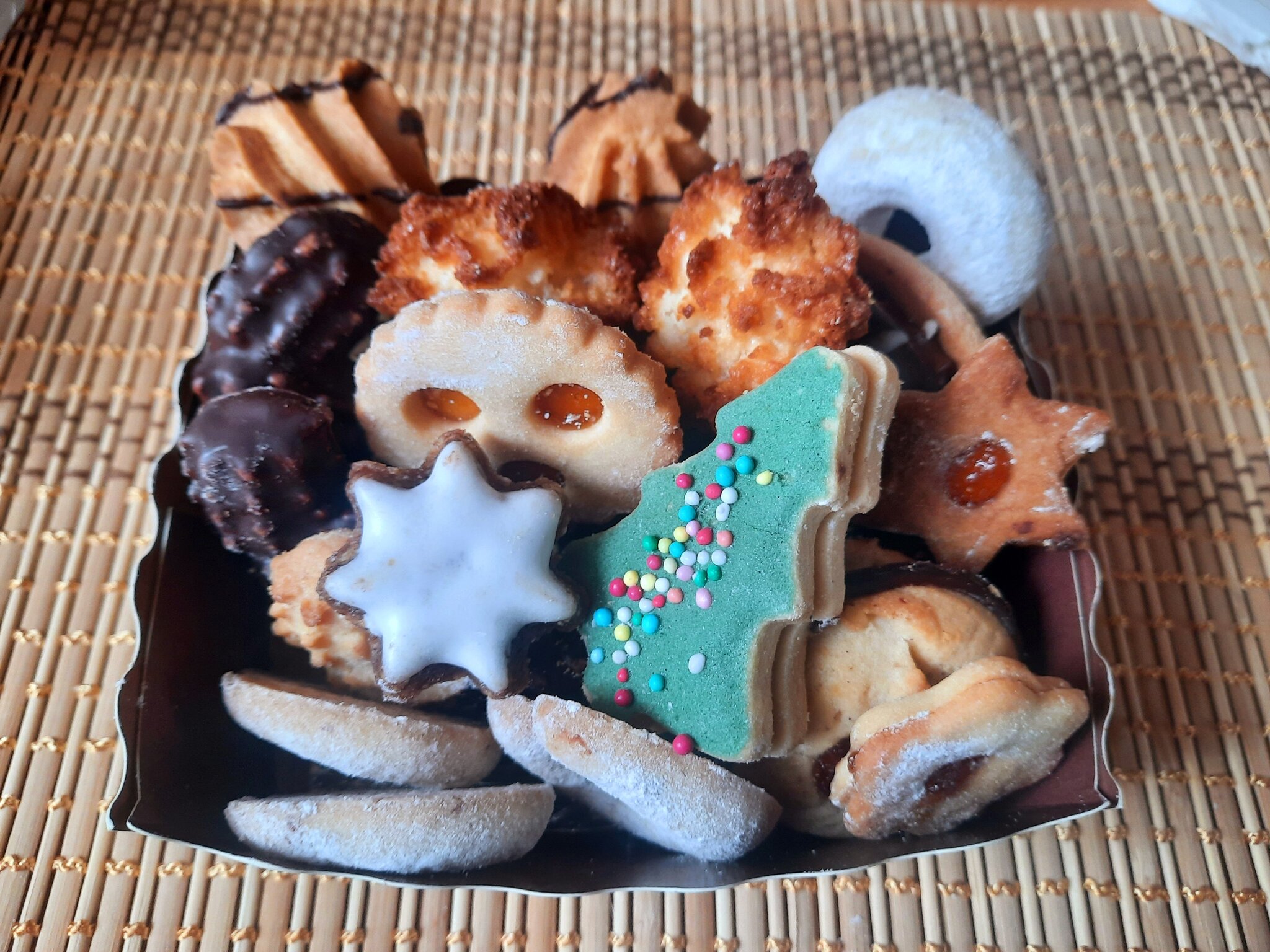 Geburtstagstorten zum Ausmalen: Süße Freude für Groß und Klein!