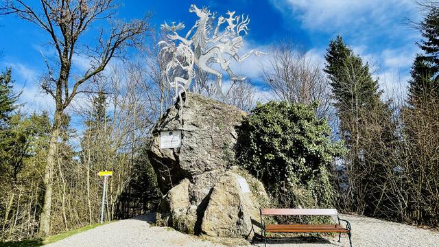 Metallskulptur "Strudengauer Burgspektakel" | Foto: Die2Nomaden.com