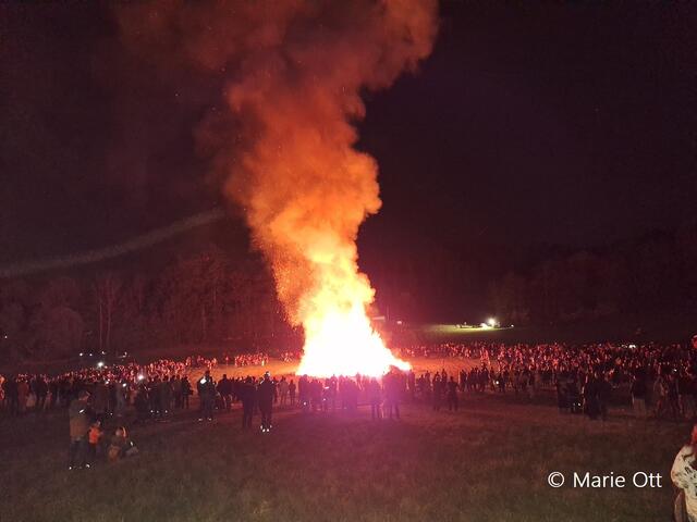 Besucheransturm beim Osterfeuer der Landjugend Graz-Südwest in Graz-Pirka!