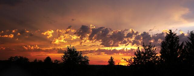 Abendrot mit wunderbarer Wolkenstimmung | Foto: Schrödl Gerhard