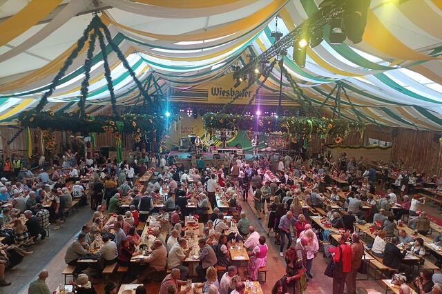 Programm: https://kaiserwiesn.at/