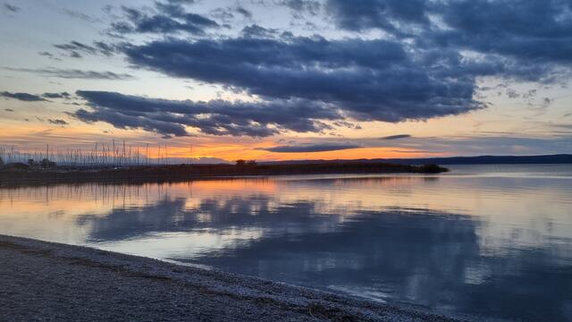 09.10.2024 so eindrucksvoll kann der Sonnenuntergang in Podersdorf sein..