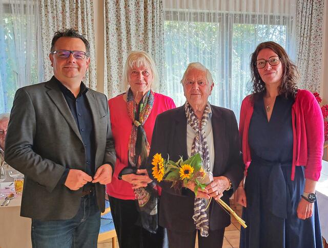 Vizebürgermeister Peter Hießberger, Helene Kleebinder als Vertreterin für Herrn Pfarrer Dr. Josef Seeanner, Anna Eckl, Bürgermeisterin Karin Gorenzel
 | Foto: Marktgemeinde Wölbling