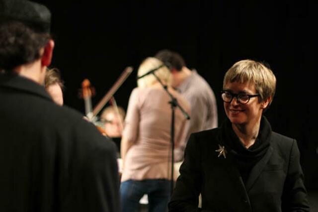 sirene Operntheater 2010:  HIOB. Eine Oper von Erich Zeisl. Libretto von Hans Kafka nach dem gleichnamigen Roman von Joseph Roth.
Bearbeitung von Dominik Giesriegl und Lukas Haselböck. Eine Gemeinschaftsproduktion von exil.arte &amp; Universität für Musik und Darstellende Kunst Wien &amp; Vaughan Video KEG in Zusammenarbeit mit dem sirene Operntheater. Im Bild Regisseurin Kristine Tornquist. | Foto: Georg Vlaschits