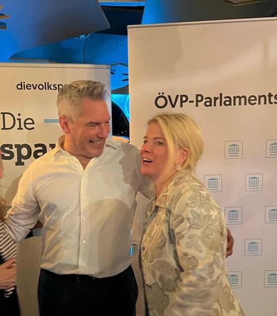 Volksbegehren für MEHR Transparenz im Parlament

www.TransparenzimParlament.at


